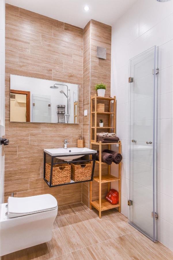 Cosy & Renovated 2Bd Flat Near Vitoshka By Flat Mаnager Apartment Sofia Exterior photo